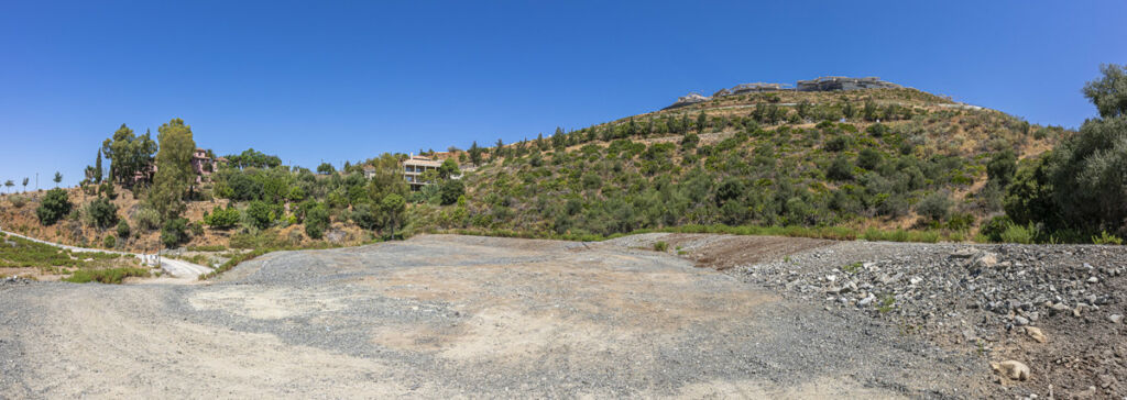 Land Benahavís Málaga - image 3
