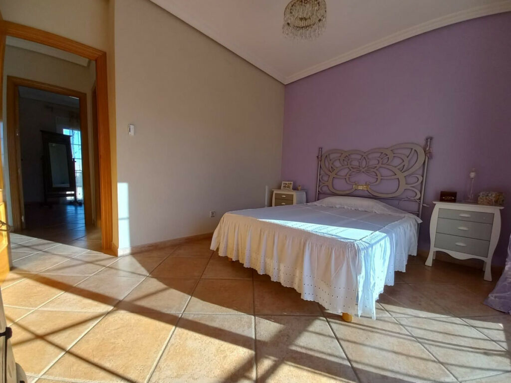 Semi-Detached House San Pedro de Alcántara Málaga - image 3