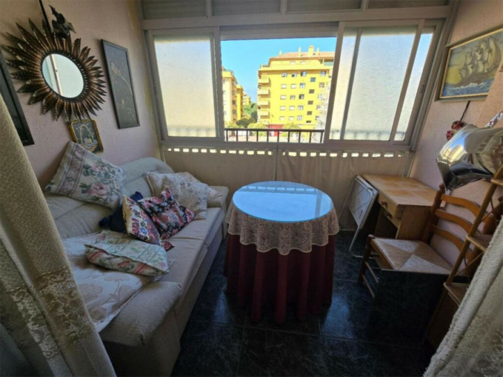 Middle Floor Apartment San Pedro de Alcántara Málaga - image 3