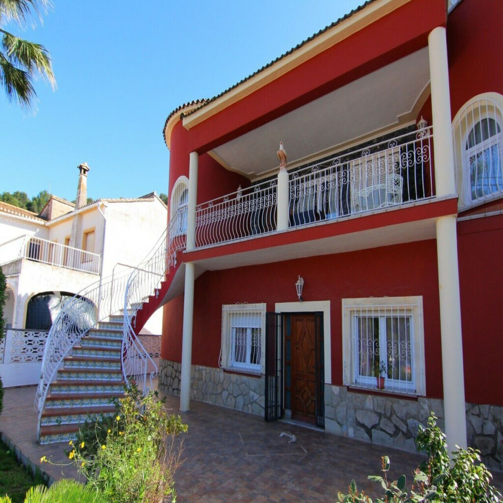 Detached Villa Pedreguer Alicante - image 3