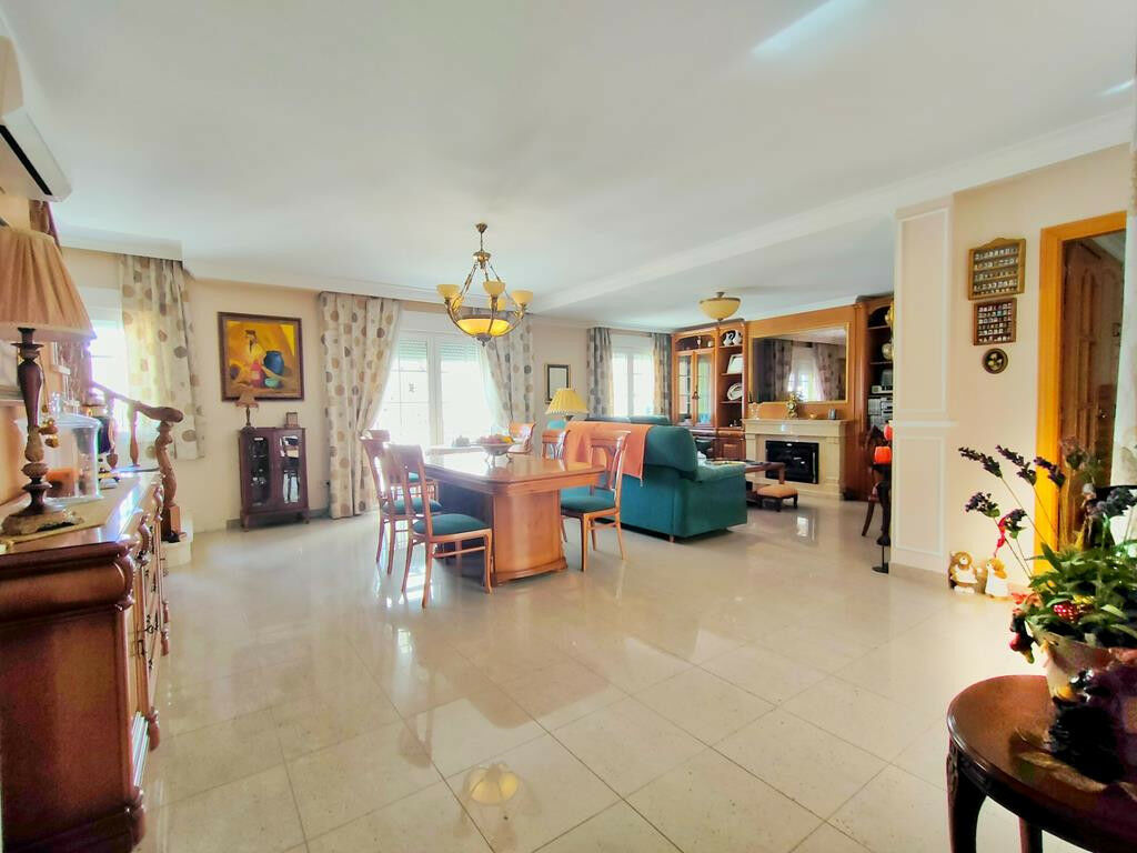 Detached Villa Denia Alicante - image 3