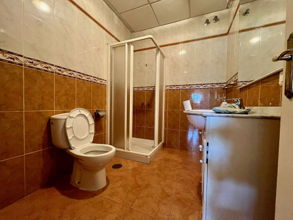 Ground Floor Apartment Puerto Banús Málaga - image 3