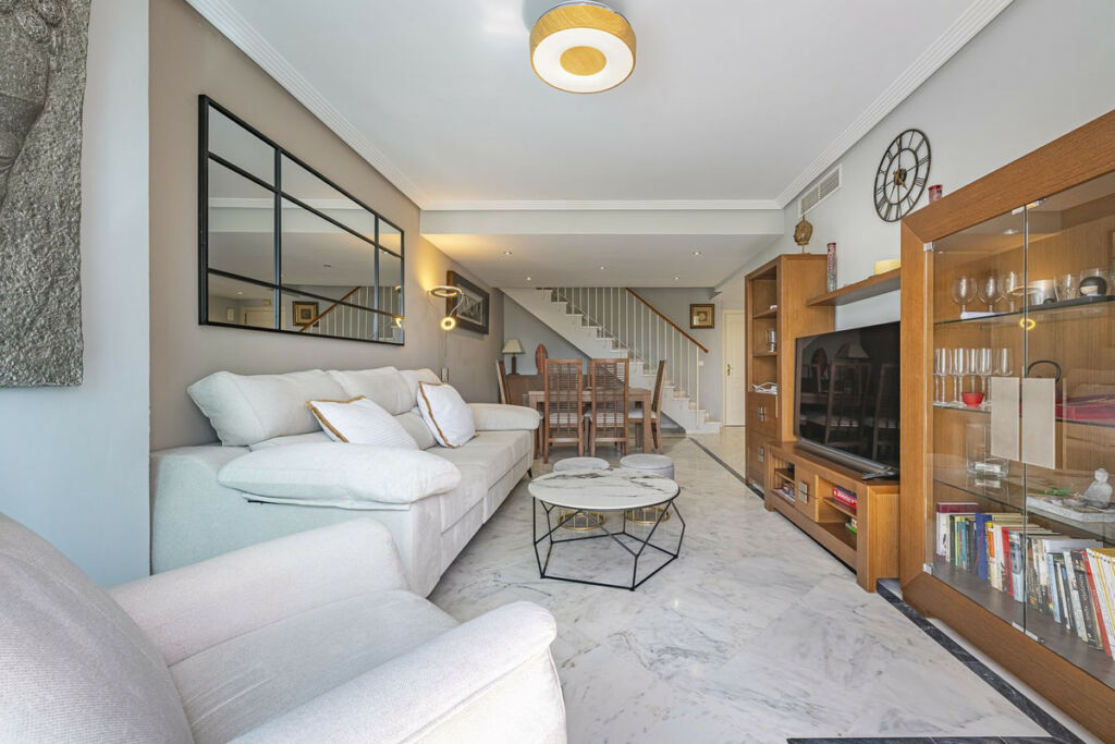 Penthouse Duplex Bahía de Marbella Málaga - image 8