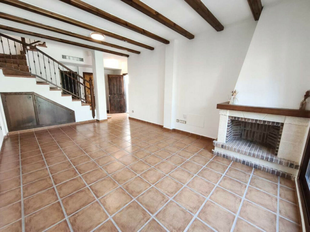 Detached Villa Algorfa Alicante - image 4