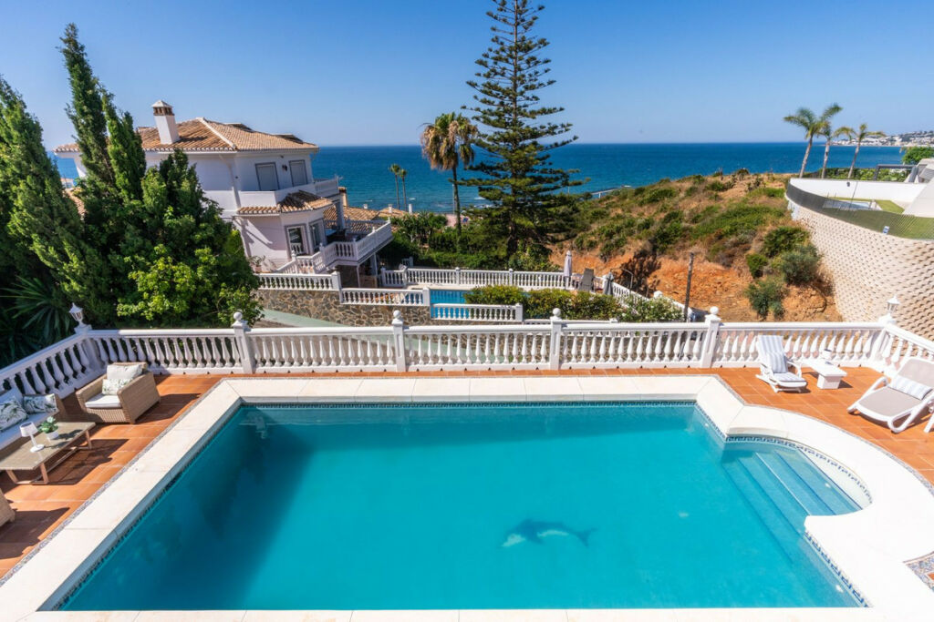 Detached Villa Mijas Costa Málaga - image 3