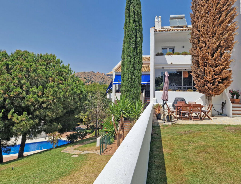 Townhouse Calahonda Málaga - image 29