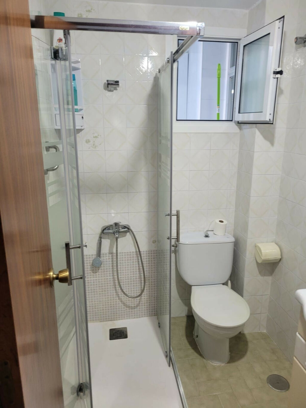 Ground Floor Apartment La Carihuela Málaga - image 30