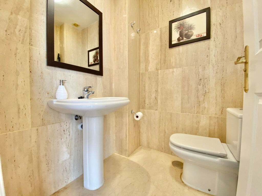 Penthouse Duplex Elviria Málaga - image 30