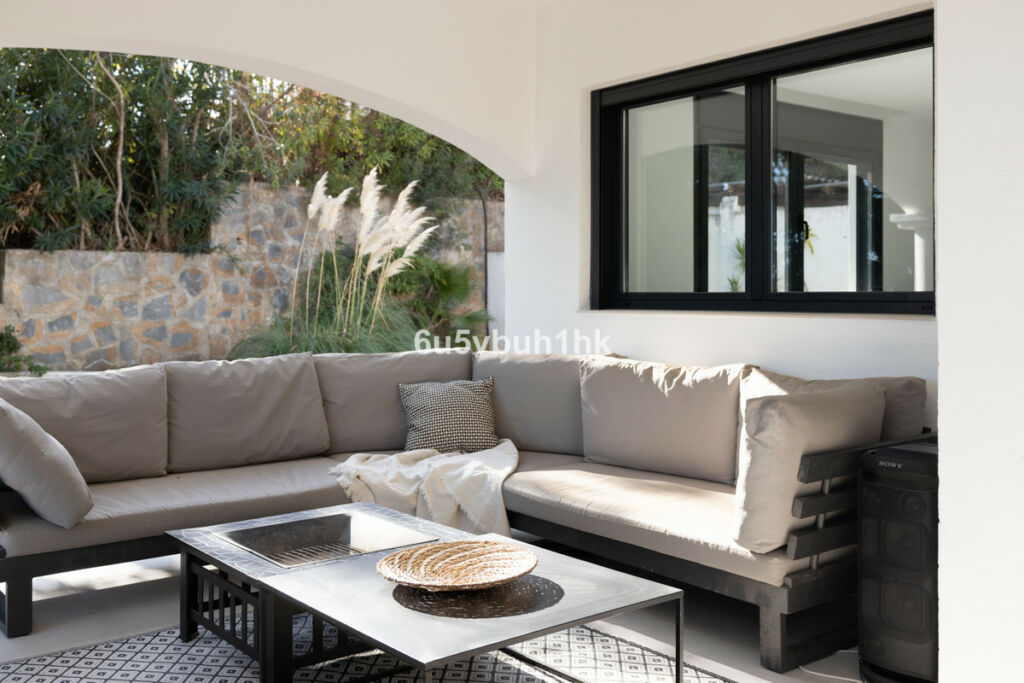 Detached Villa La Quinta Málaga - image 30