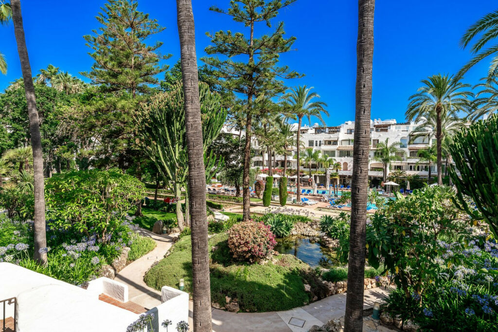 Penthouse Duplex Puerto Banús Málaga - image 30