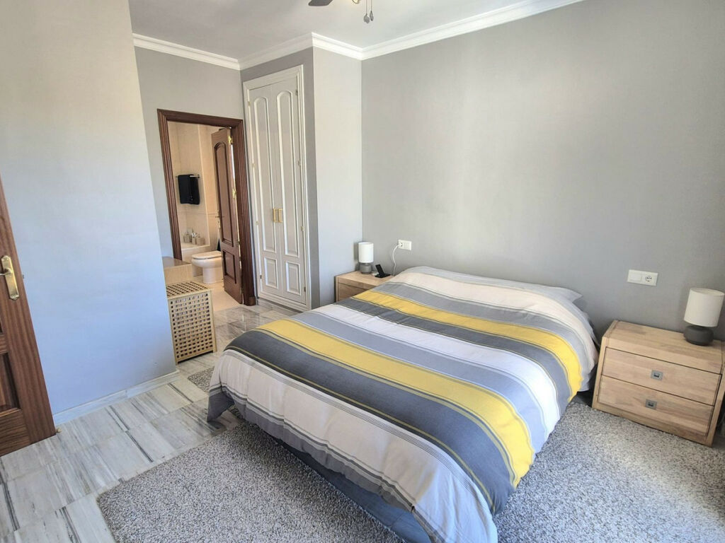 Penthouse Alhaurin Golf Málaga - image 29