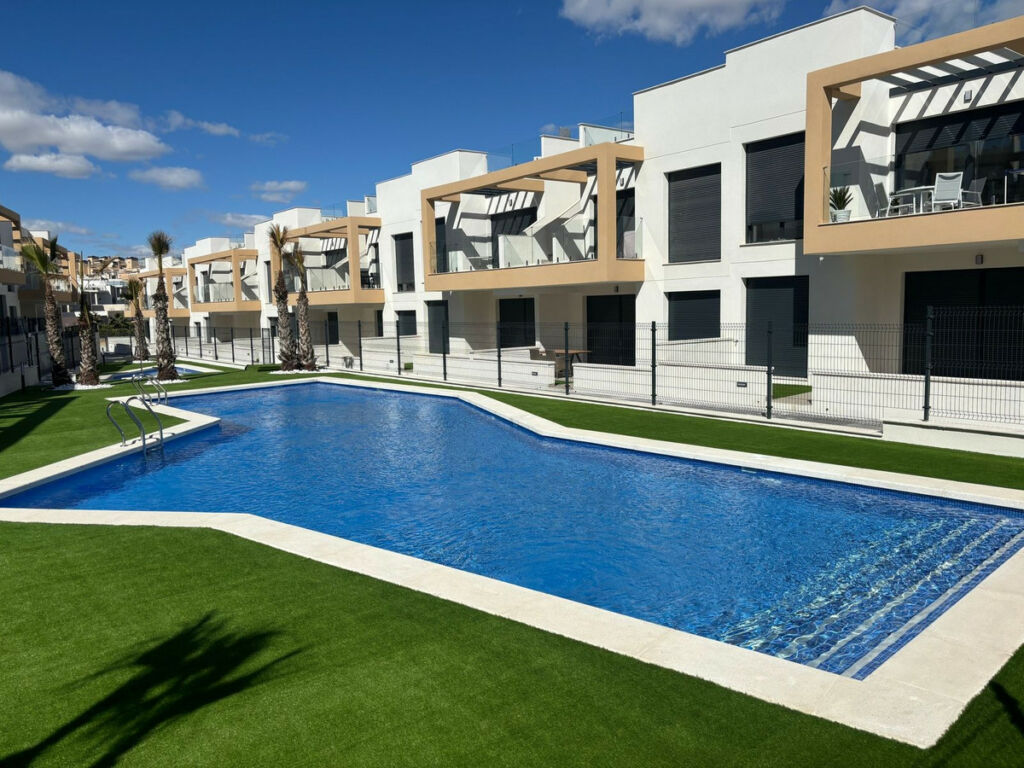 Penthouse Villamartin Alicante - image 31