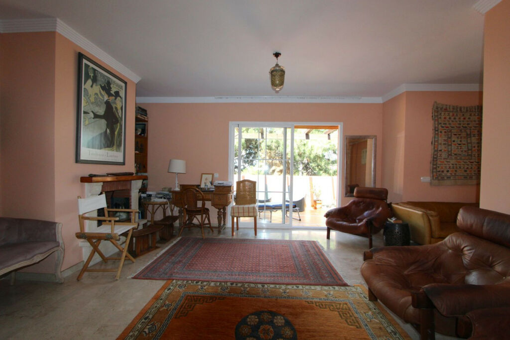 Penthouse Elviria Málaga - image 30