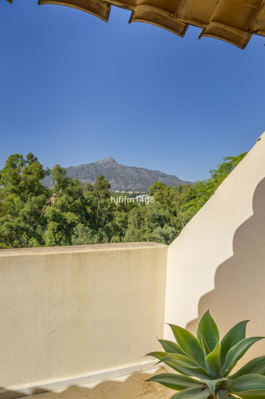Penthouse Duplex Nueva Andalucía Málaga - image 30