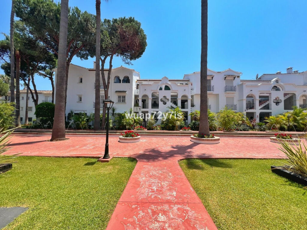 Top Floor Apartment El Presidente Málaga - image 30