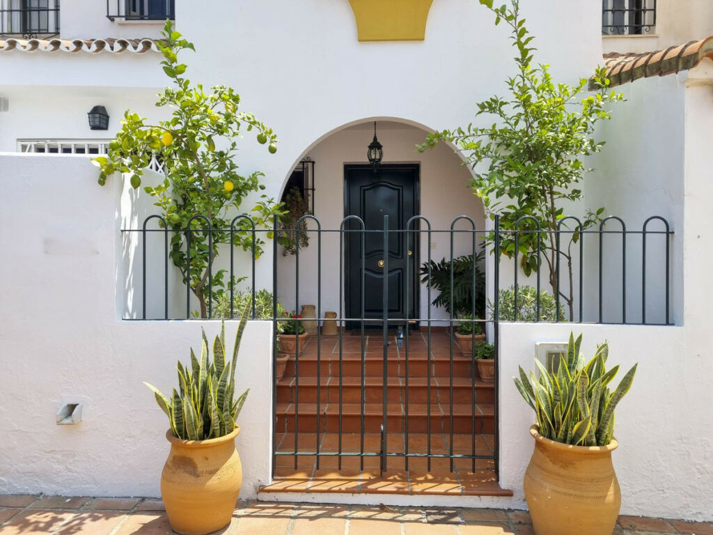 Townhouse Casares Playa Málaga - image 32