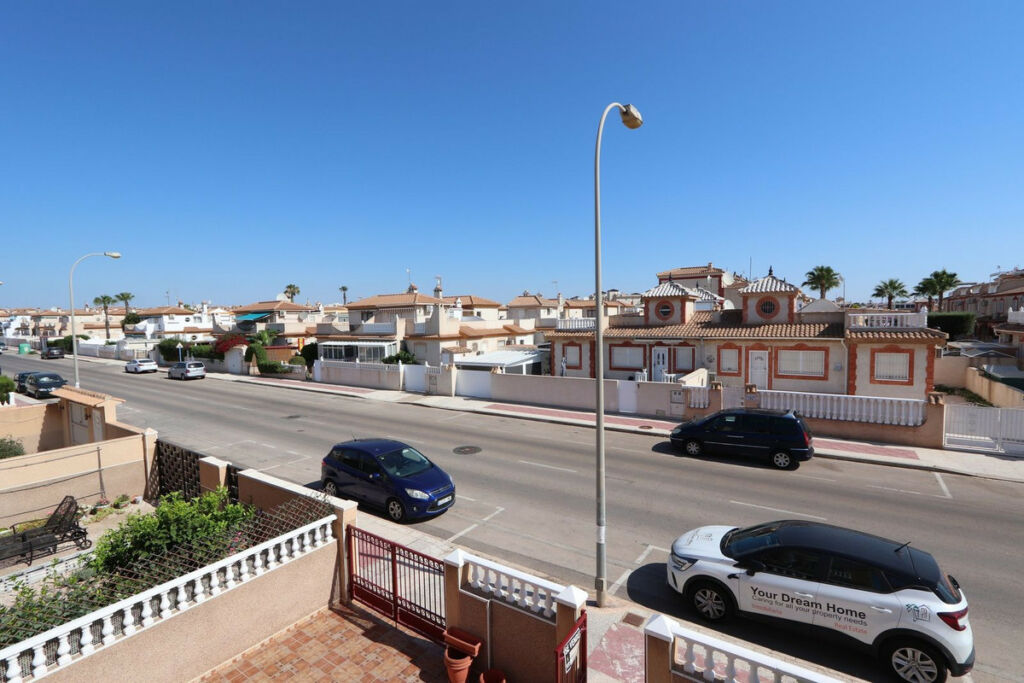 Detached Villa Playa Flamenca Alicante - image 30