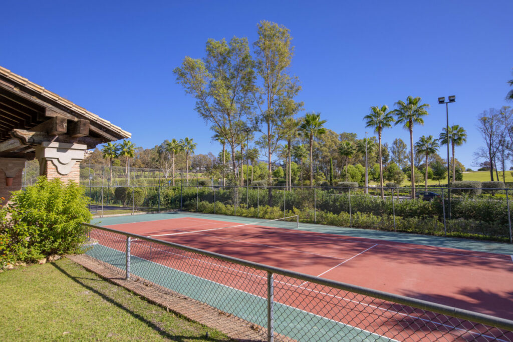 Ground Floor Apartment Estepona Málaga - image 30