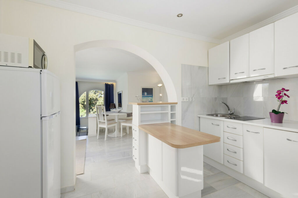 Detached Villa Costabella Málaga - image 30