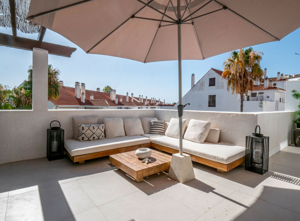 Middle Floor Apartment Nueva Andalucía Málaga - image 30
