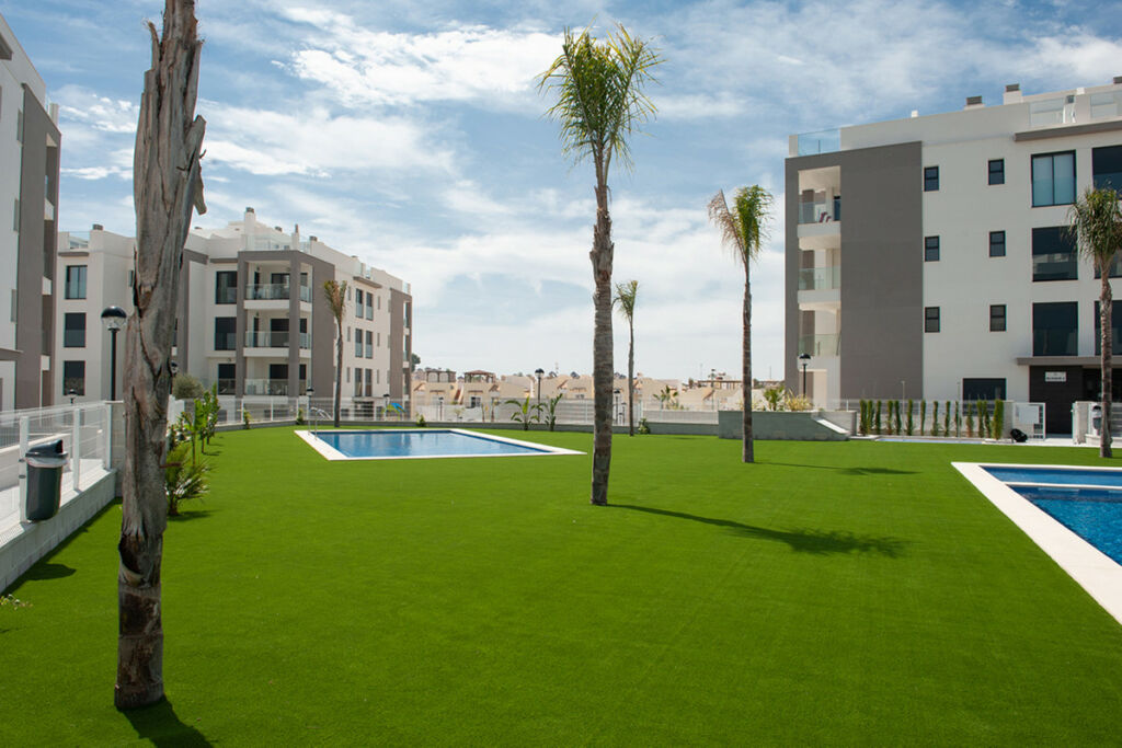 Middle Floor Apartment Villamartin Alicante - image 30