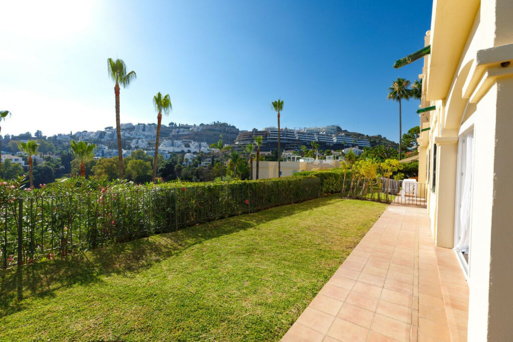 Ground Floor Apartment La Quinta Málaga - image 31