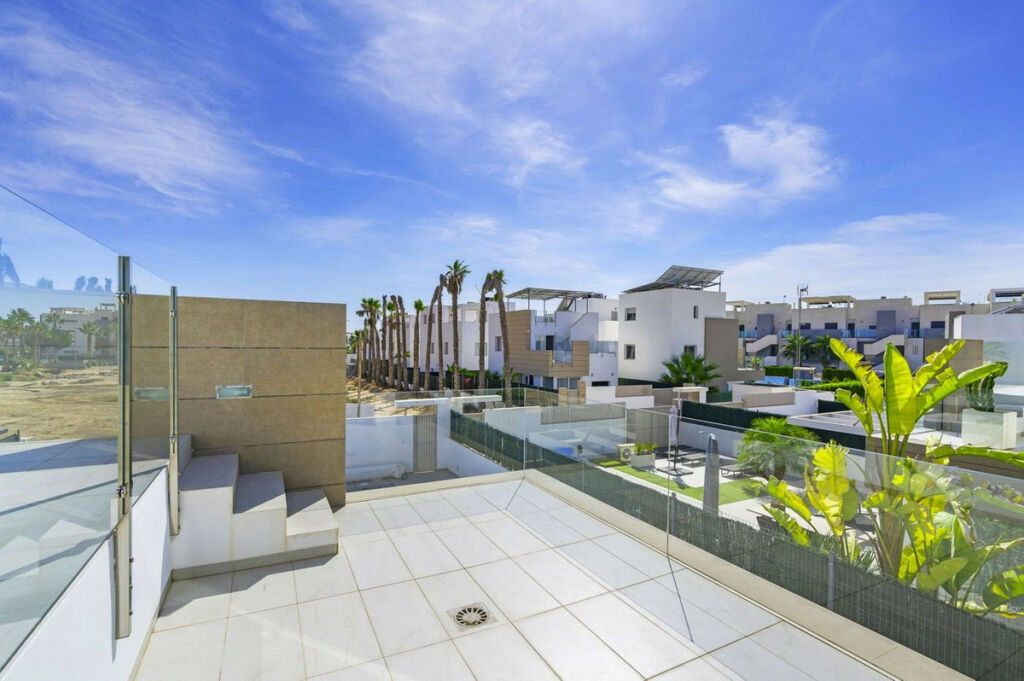 Detached Villa Guardamar del Segura Alicante - image 31