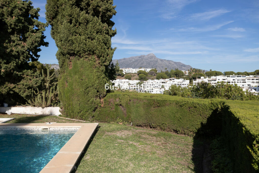 Detached Villa La Quinta Málaga - image 31