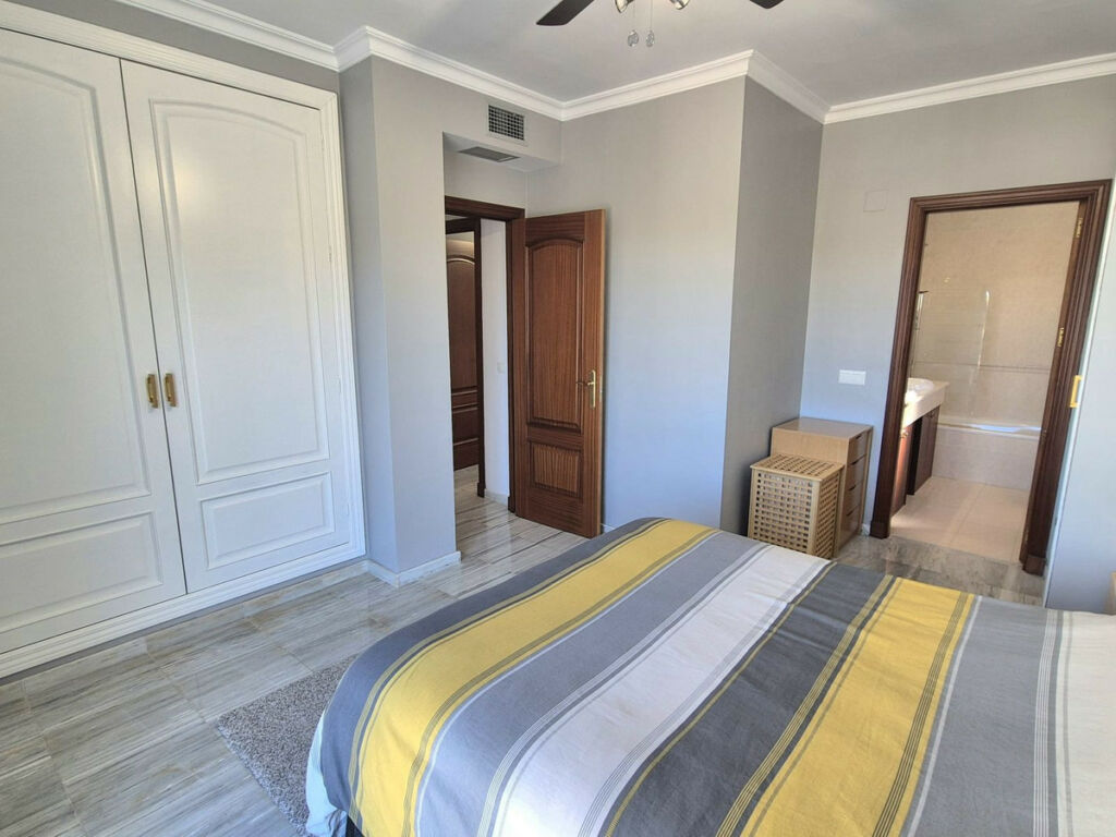 Penthouse Alhaurin Golf Málaga - image 30