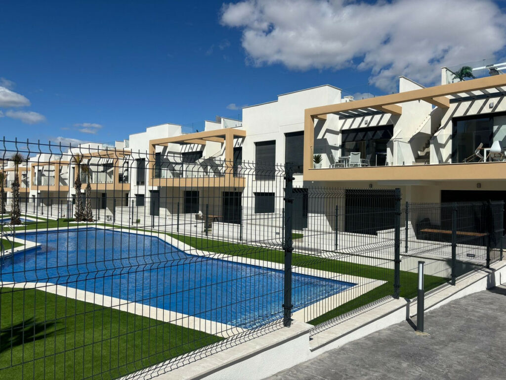 Penthouse Villamartin Alicante - image 30