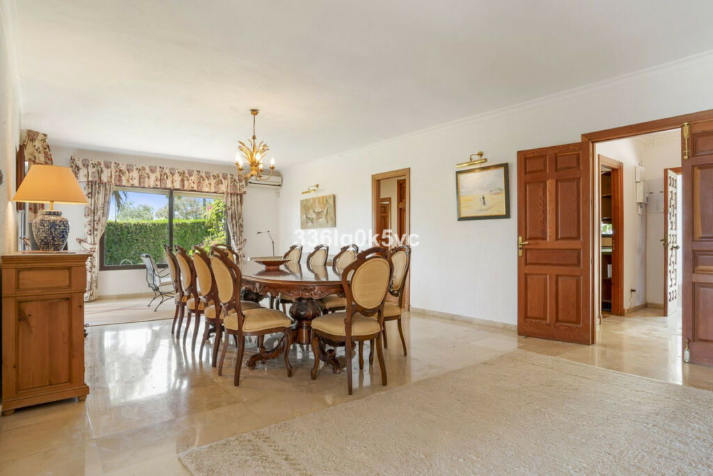 Detached Villa Las Chapas Málaga - image 31