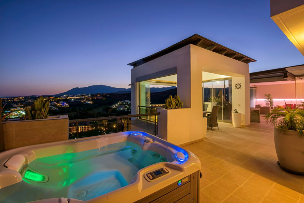 Penthouse Los Flamingos Málaga - image 31