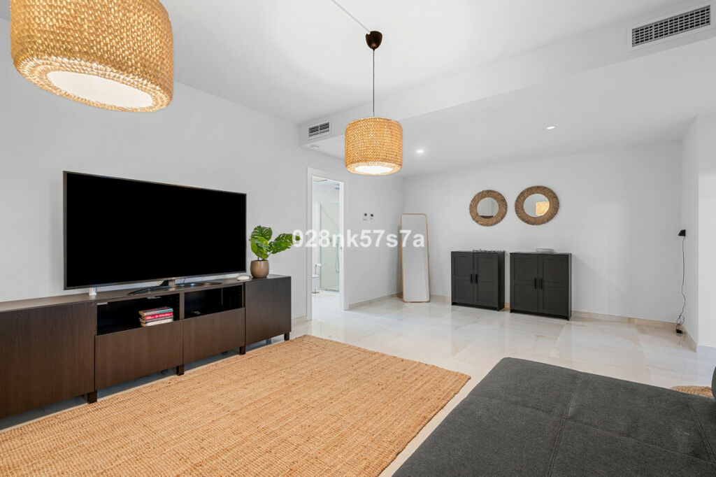 Detached Villa Lomas de Cabo Roig Alicante - image 31