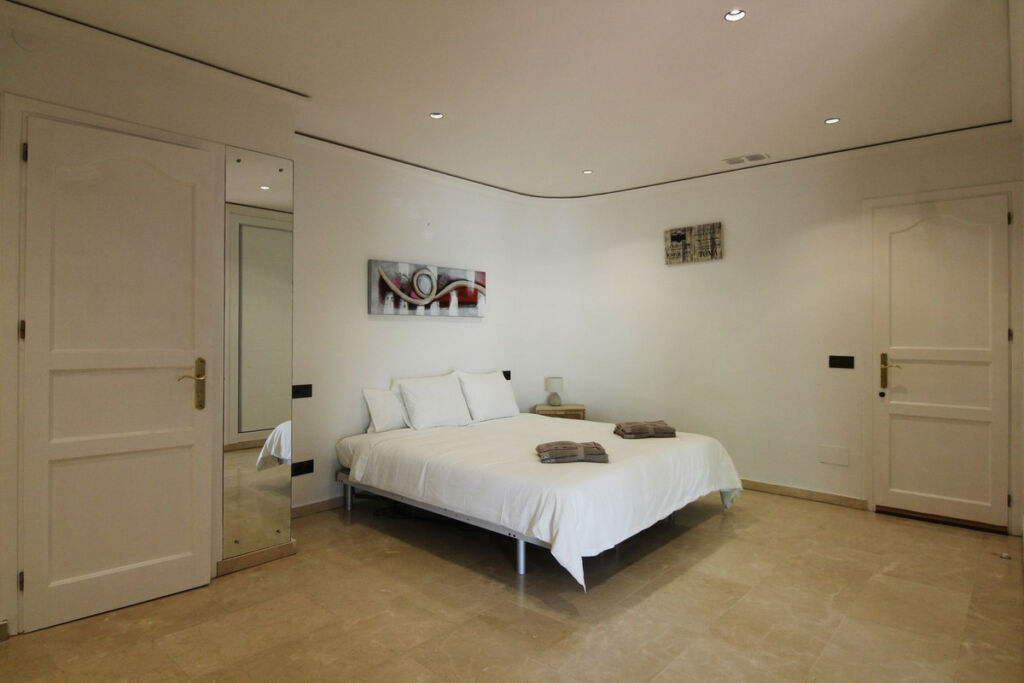 Detached Villa Benalmadena Málaga - image 31