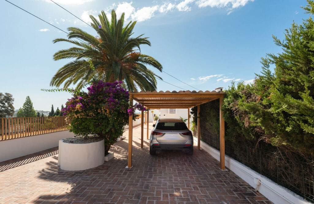 Detached Villa Guadalmina Alta Málaga - image 31