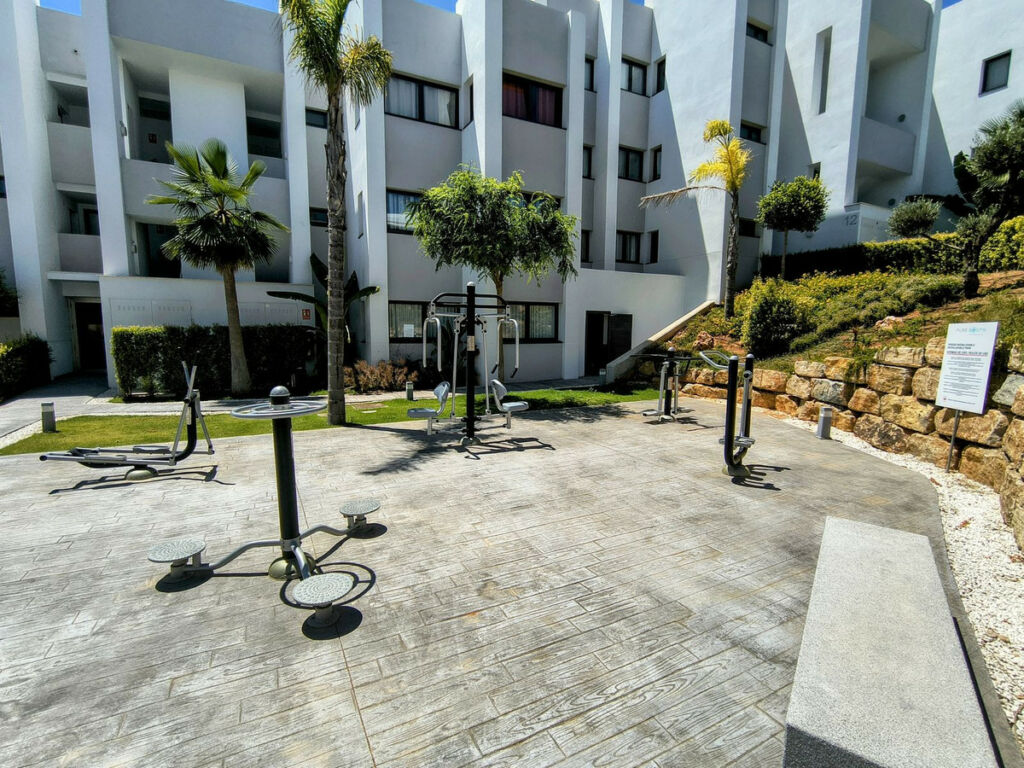 Ground Floor Apartment La Duquesa Málaga - image 31