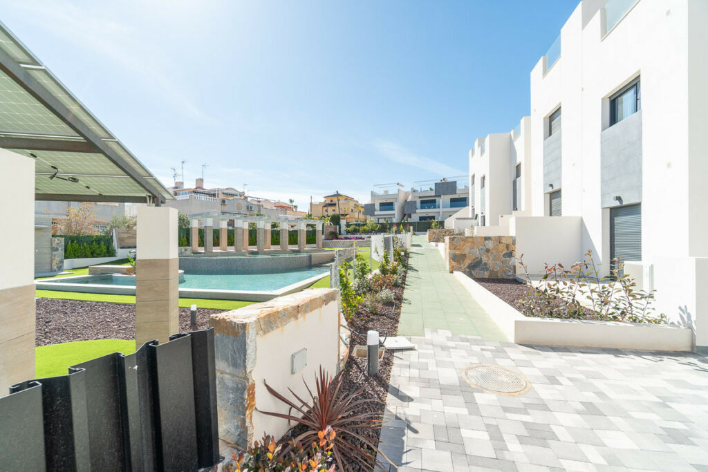 Ground Floor Apartment Los Balcones Alicante - image 30