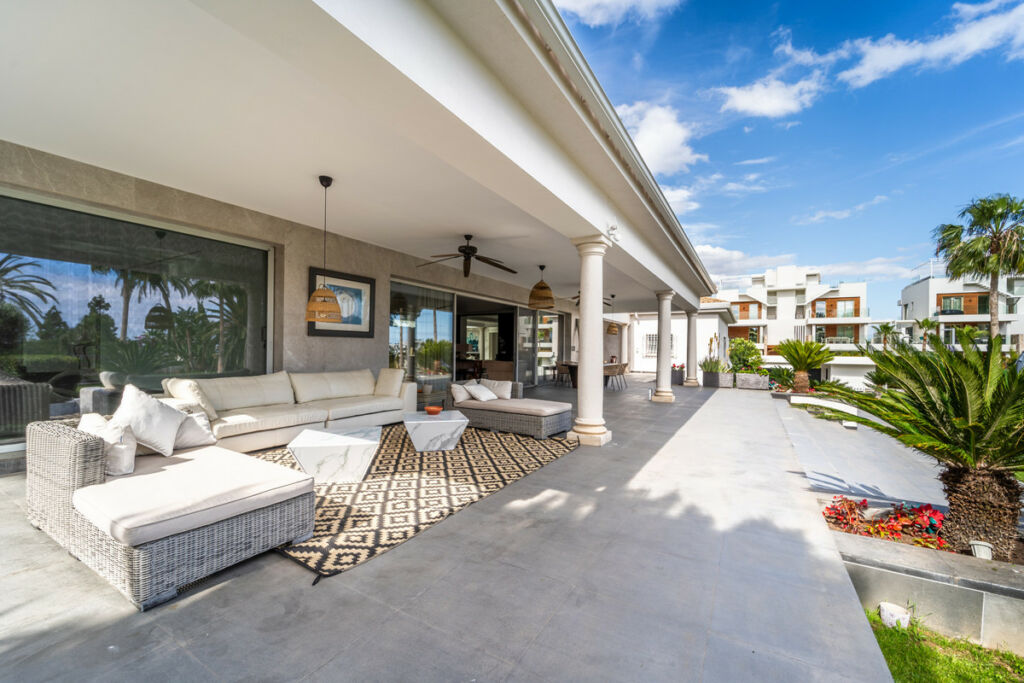 Detached Villa The Golden Mile Málaga - image 30