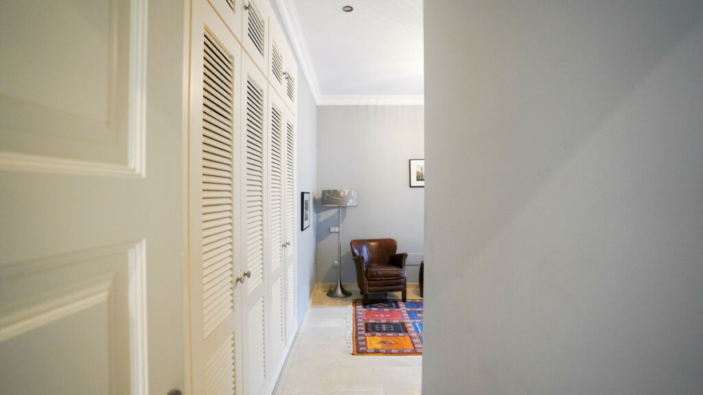 Detached Villa El Madroñal Málaga - image 31