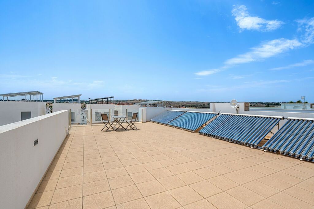 Detached Villa Villamartin Alicante - image 32