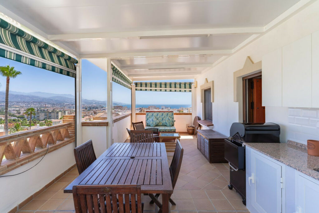 Detached Villa Torre del Mar Málaga - image 32