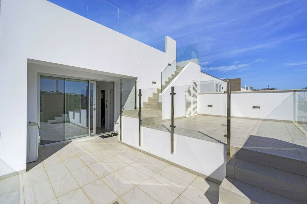Detached Villa Guardamar del Segura Alicante - image 32