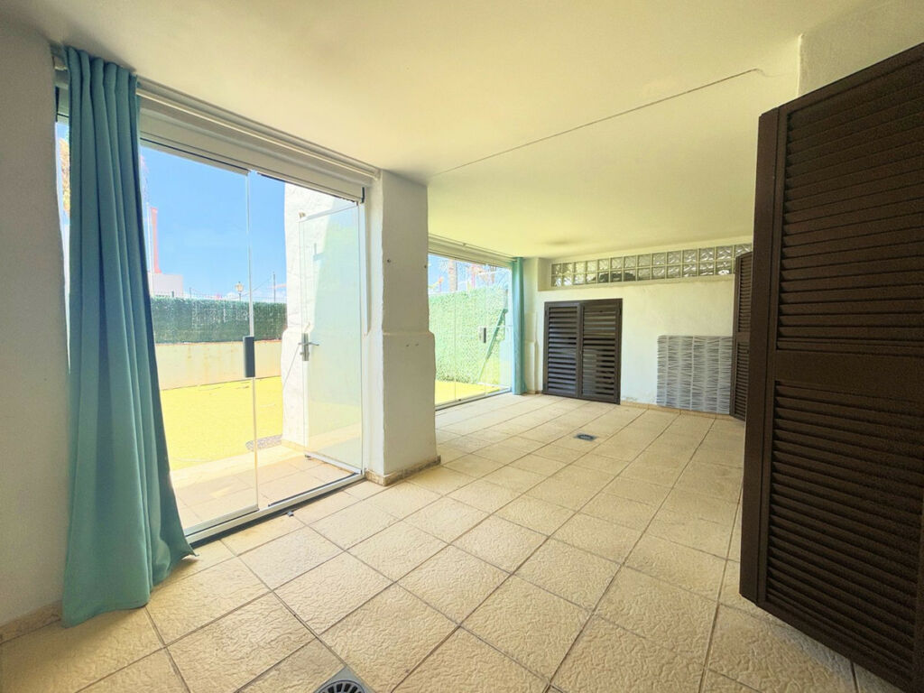 Ground Floor Apartment La Alcaidesa Cádiz - image 32