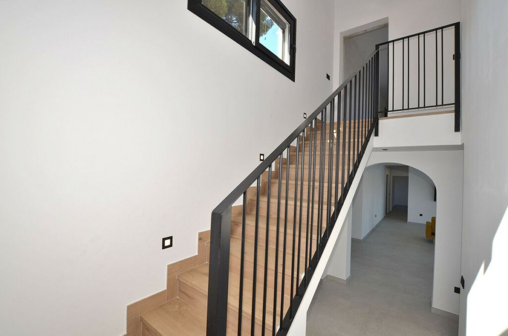 Detached Villa El Coto Málaga - image 32