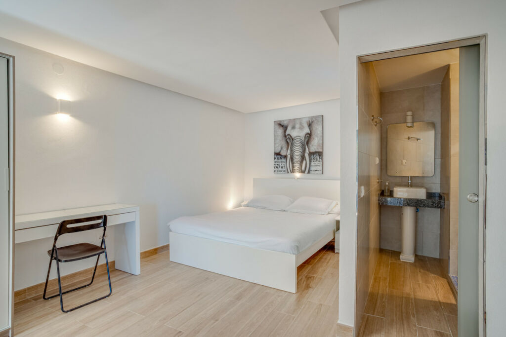 Detached Villa Elviria Málaga - image 32