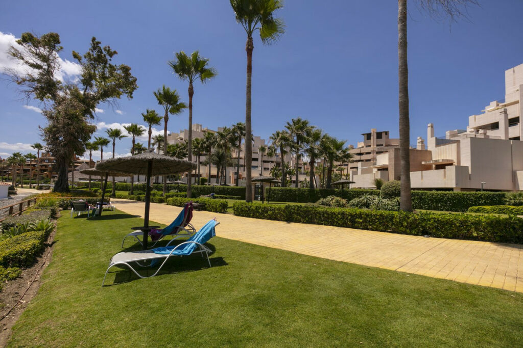 Penthouse Duplex Estepona Málaga - image 32