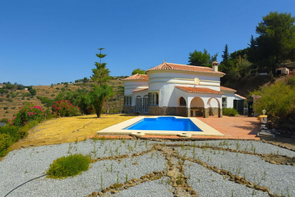 Detached Villa Cómpeta Málaga - image 33