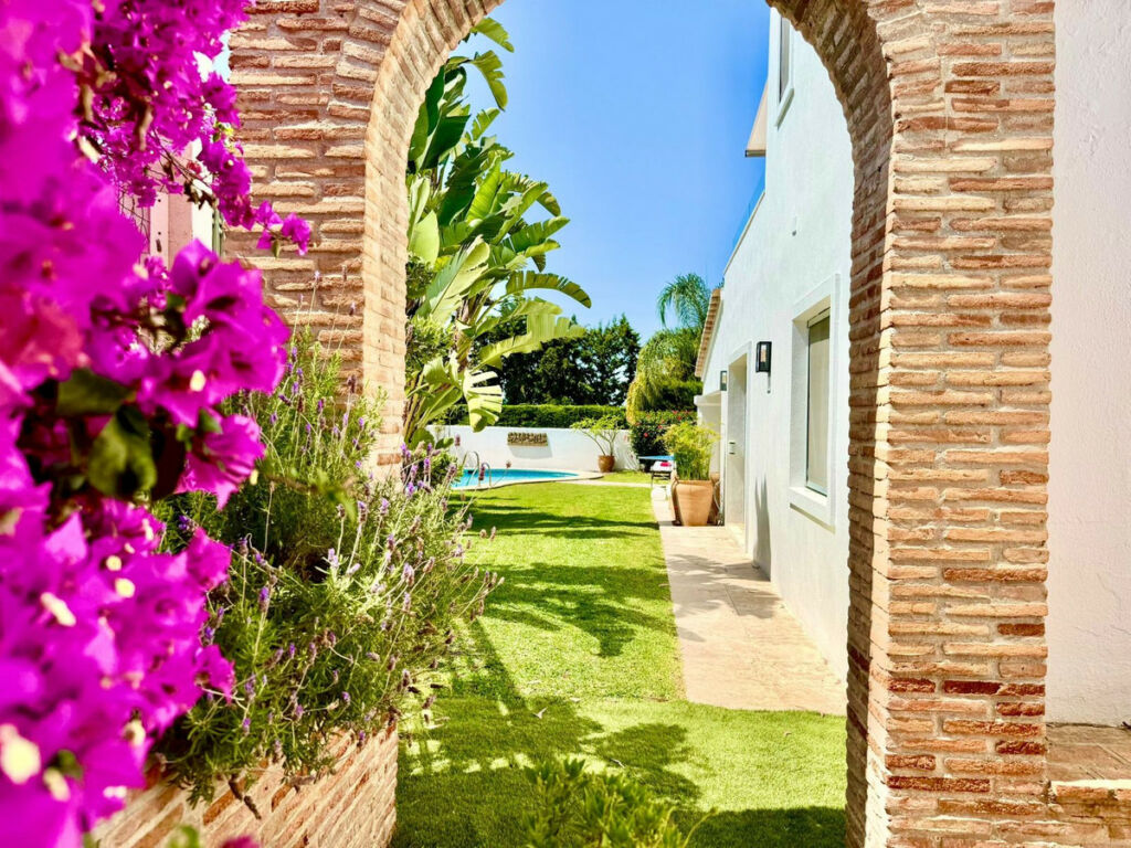 Detached Villa La Quinta Málaga - image 32
