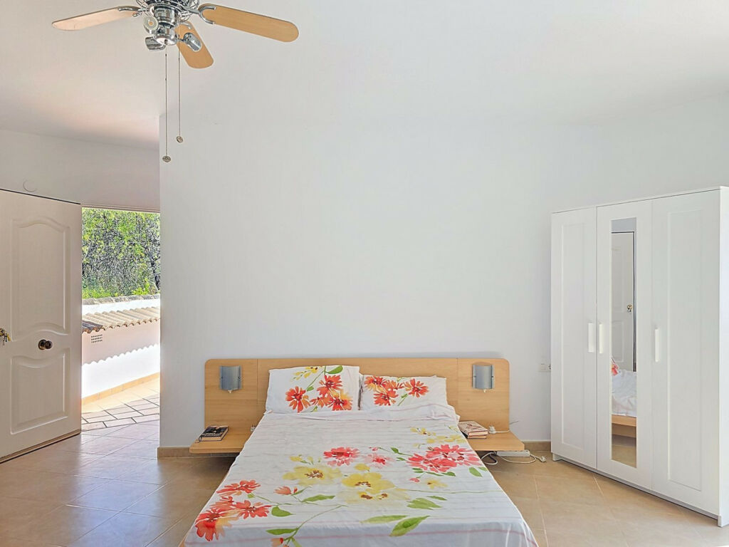 Detached Villa Cómpeta Málaga - image 32