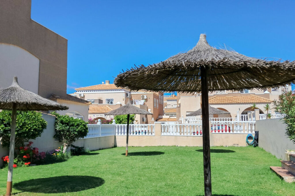 Bungalow Torrevieja Alicante - image 34